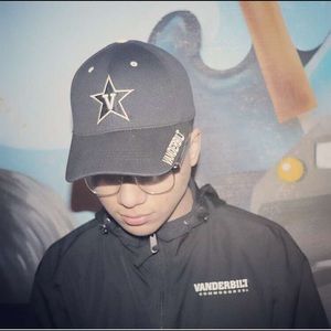 Meet your Posher, Brandon